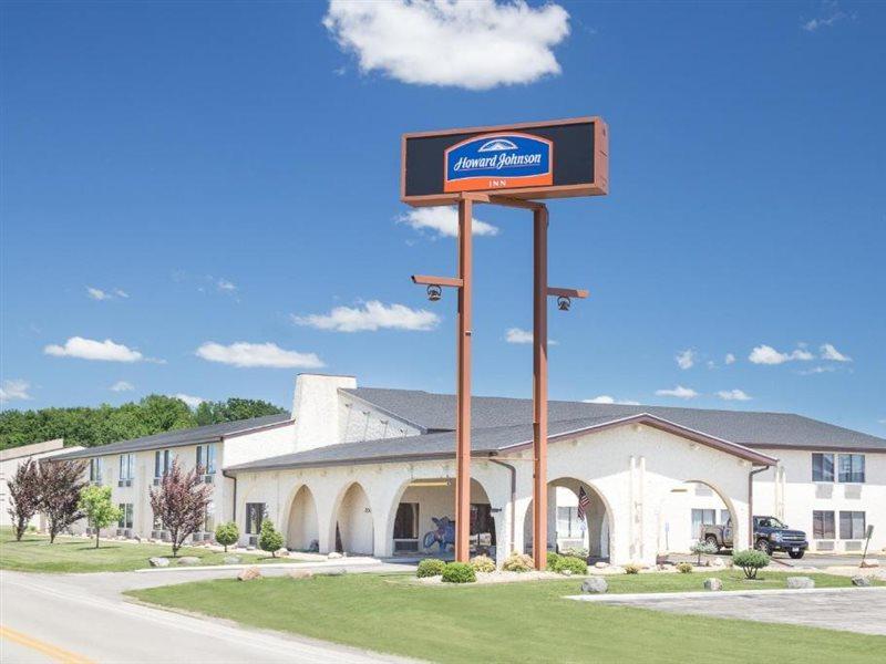 Howard Johnson By Wyndham Appleton Esterno foto