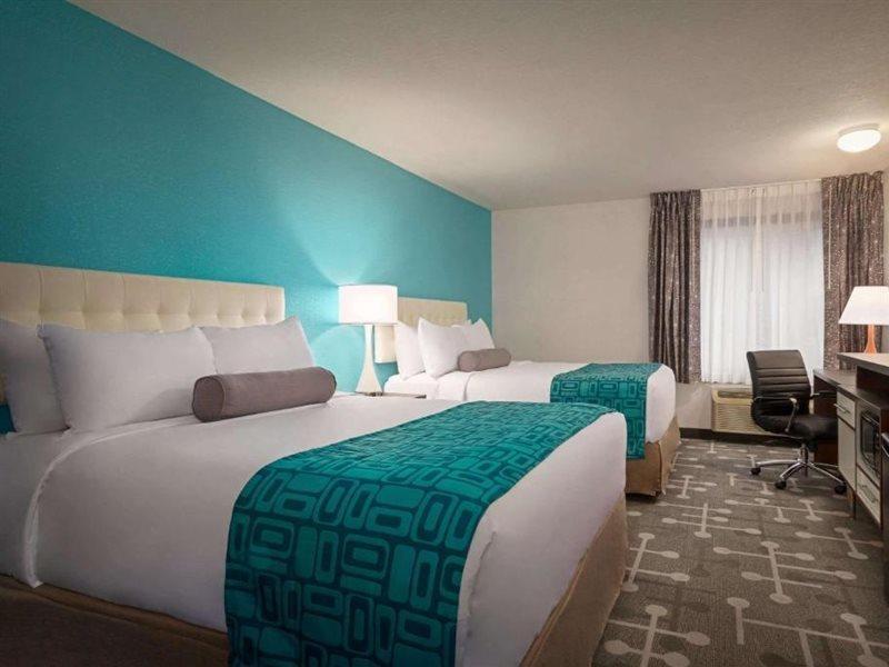 Howard Johnson By Wyndham Appleton Esterno foto