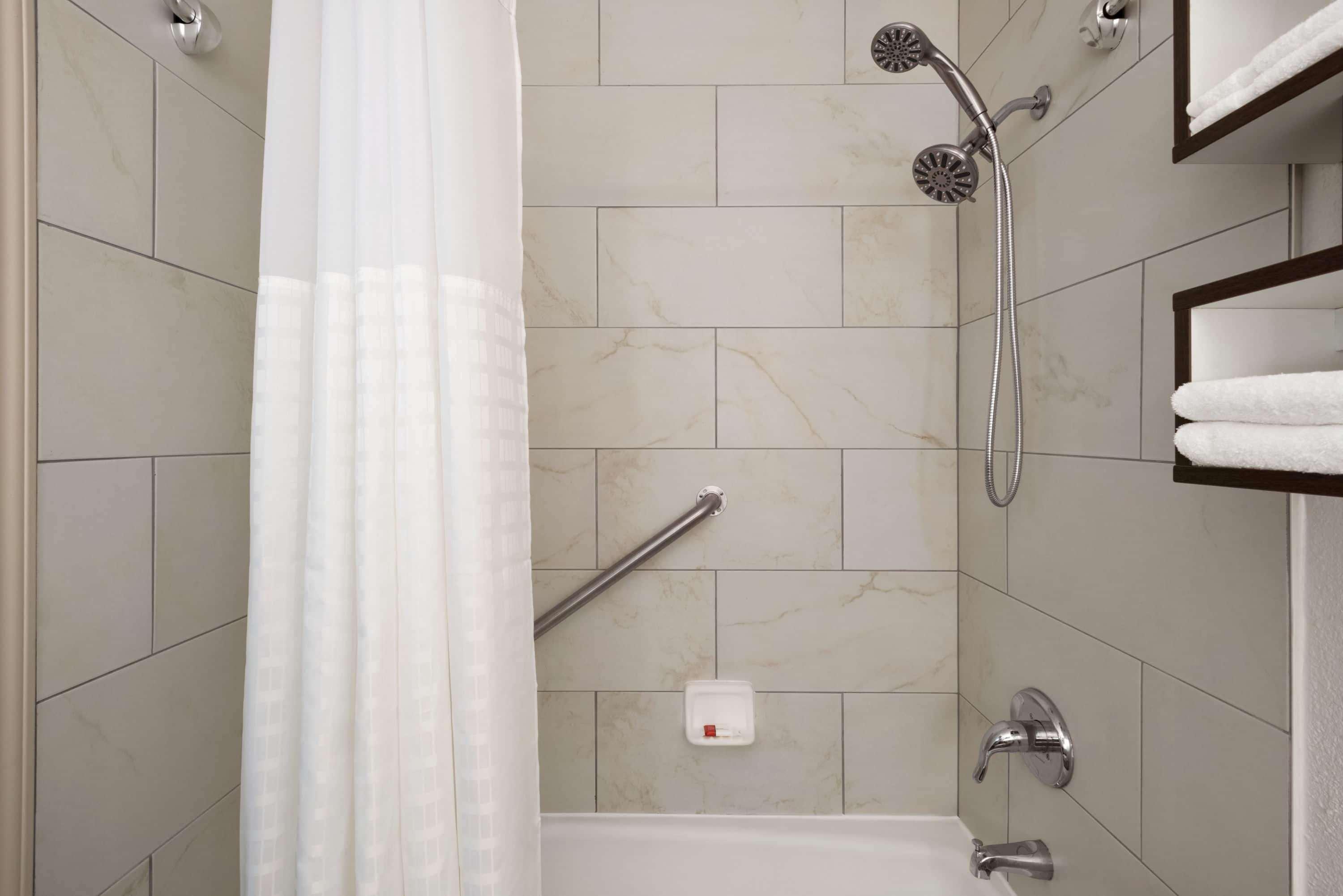 Howard Johnson By Wyndham Appleton Esterno foto