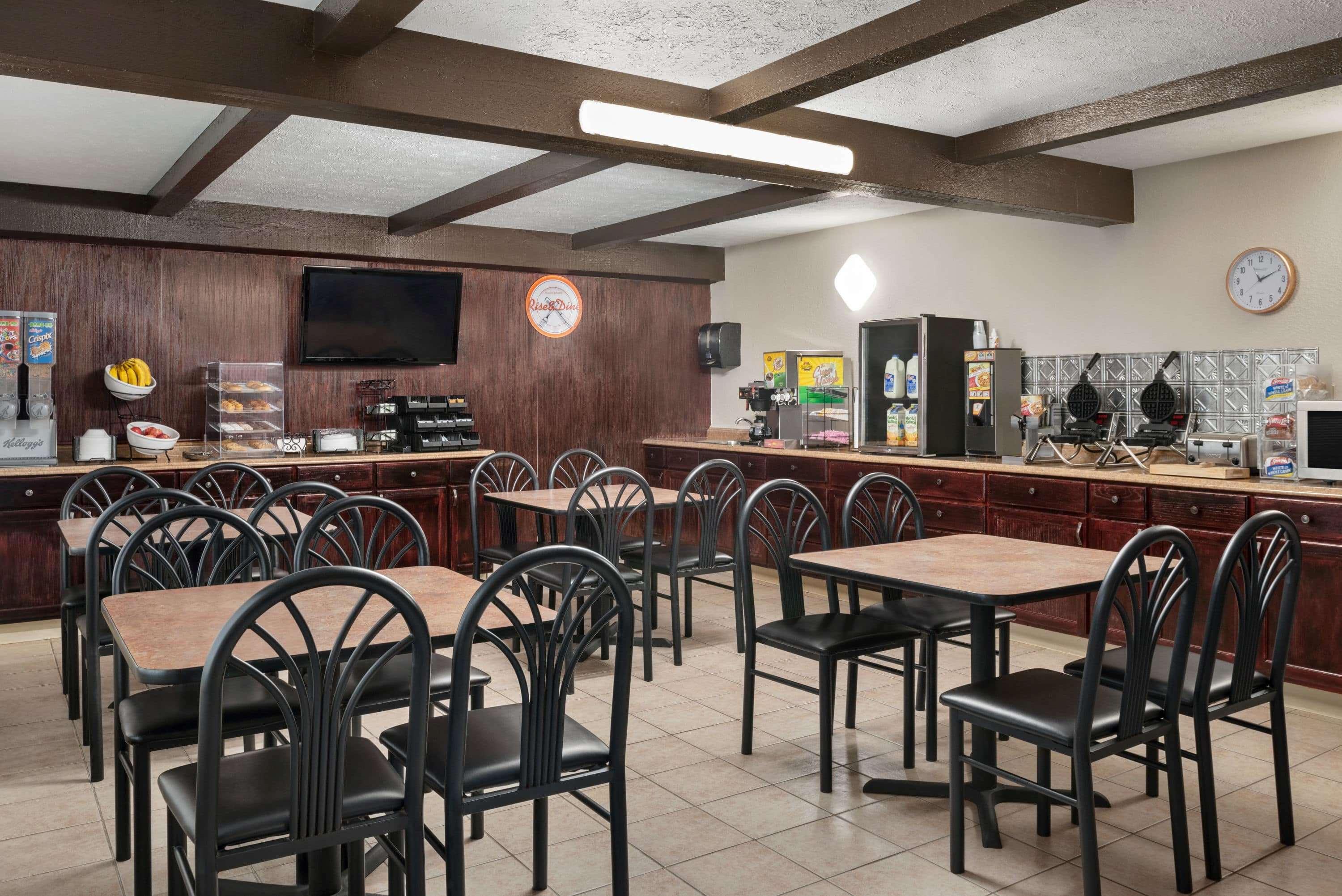 Howard Johnson By Wyndham Appleton Esterno foto