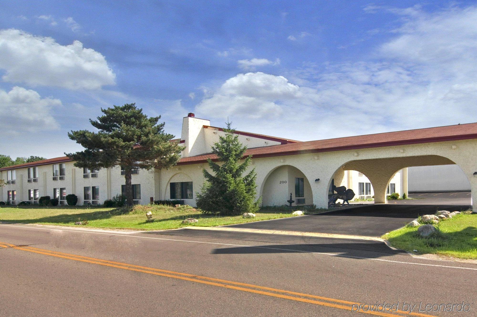 Howard Johnson By Wyndham Appleton Esterno foto